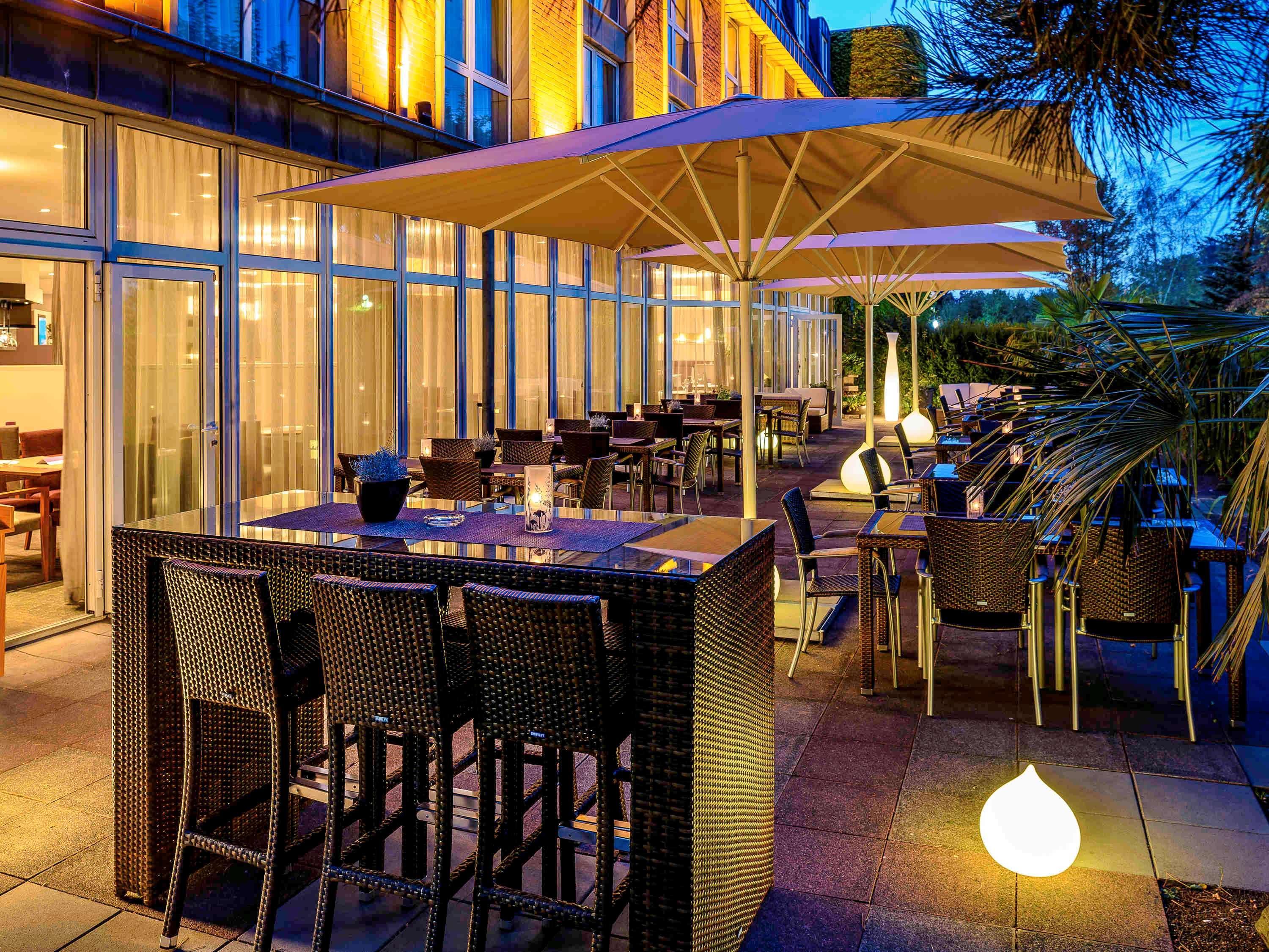 เมอร์เคียว โฮเต็ล ดัสเซลดอร์ฟ คาร์สท์ Hotel ภายนอก รูปภาพ