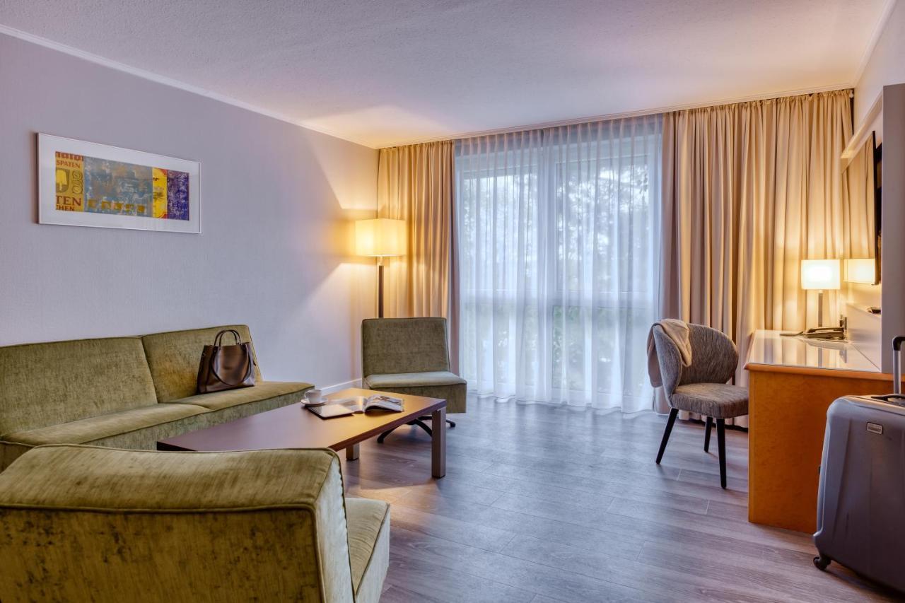 เมอร์เคียว โฮเต็ล ดัสเซลดอร์ฟ คาร์สท์ Hotel ภายนอก รูปภาพ