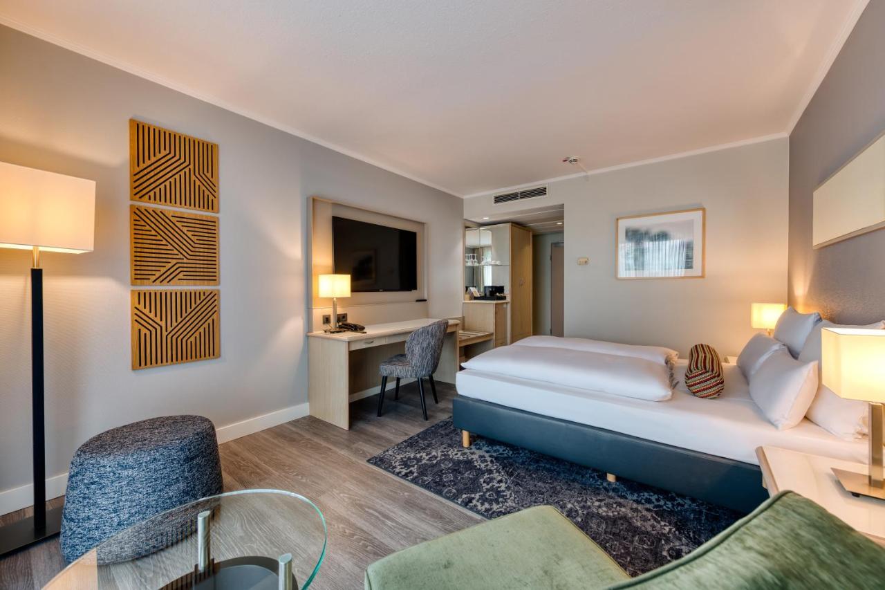 เมอร์เคียว โฮเต็ล ดัสเซลดอร์ฟ คาร์สท์ Hotel ภายนอก รูปภาพ