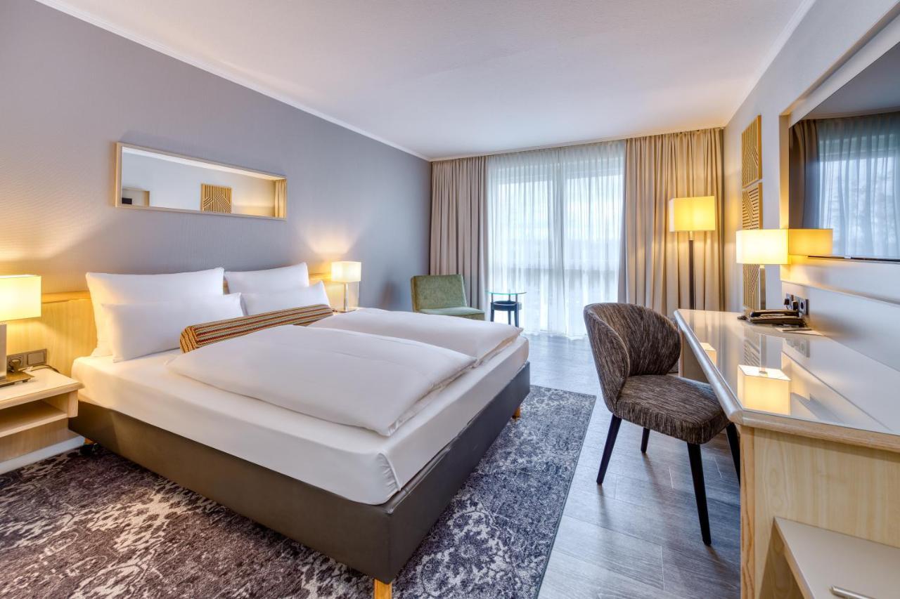 เมอร์เคียว โฮเต็ล ดัสเซลดอร์ฟ คาร์สท์ Hotel ภายนอก รูปภาพ